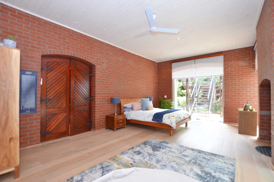 5 Bedroom Property for Sale in Kanonberg Western Cape